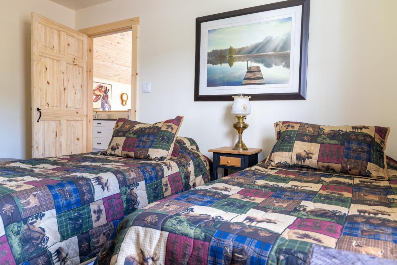 Woodhaven - Seaside Accommodations Waweig エクステリア 写真